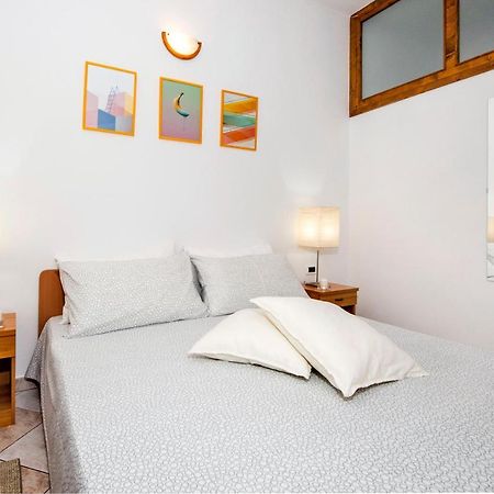 Apartments Milan 罗维尼 外观 照片