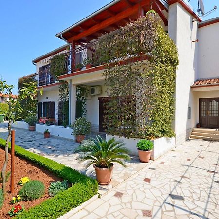 Apartments Milan 罗维尼 外观 照片