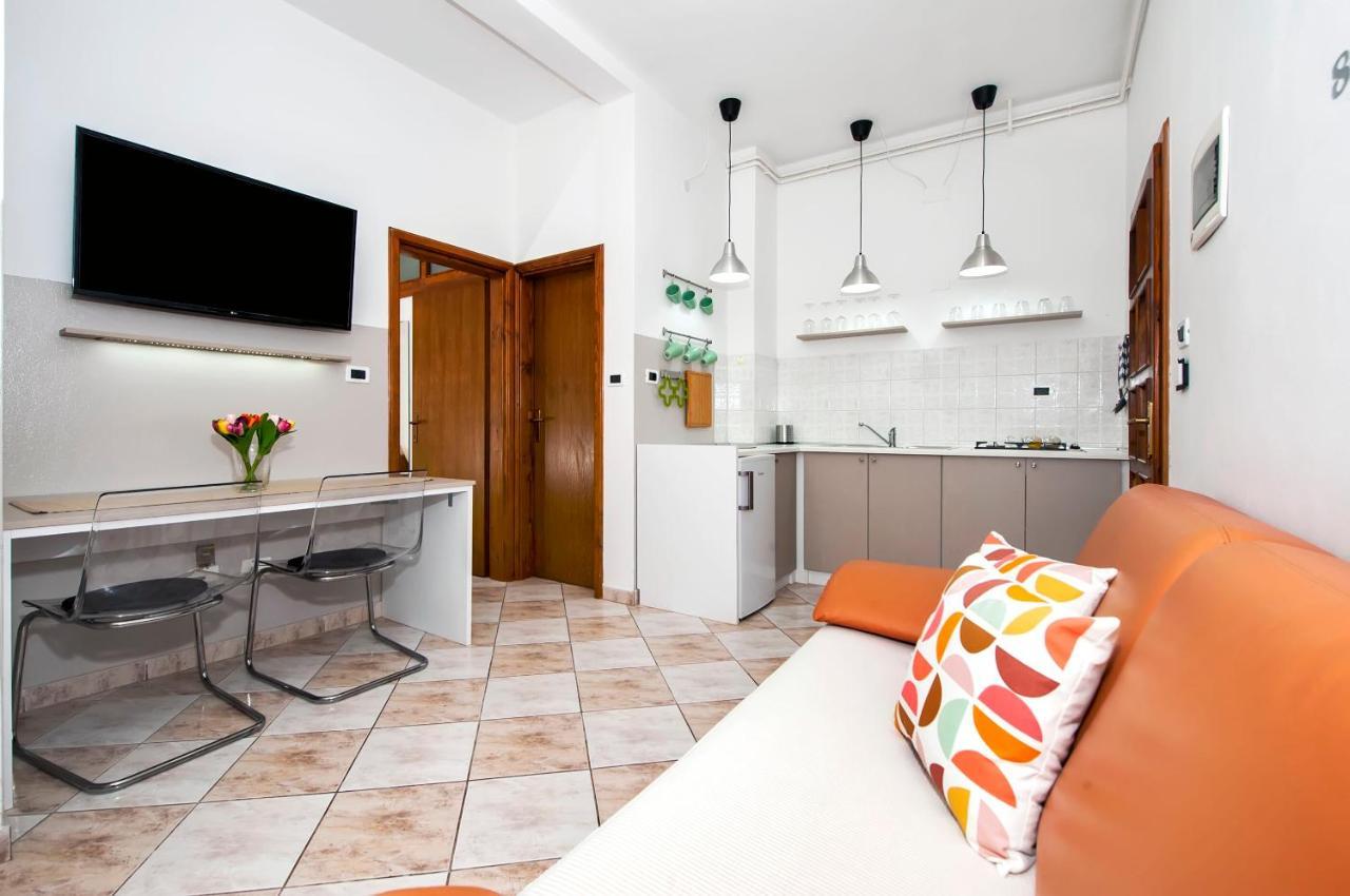 Apartments Milan 罗维尼 外观 照片