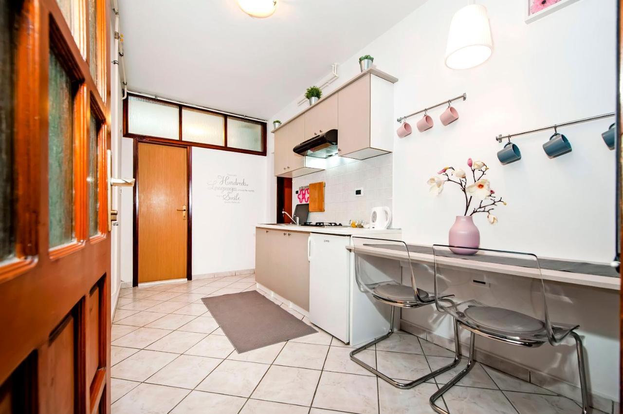 Apartments Milan 罗维尼 外观 照片