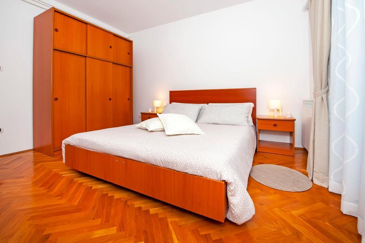 Apartments Milan 罗维尼 外观 照片